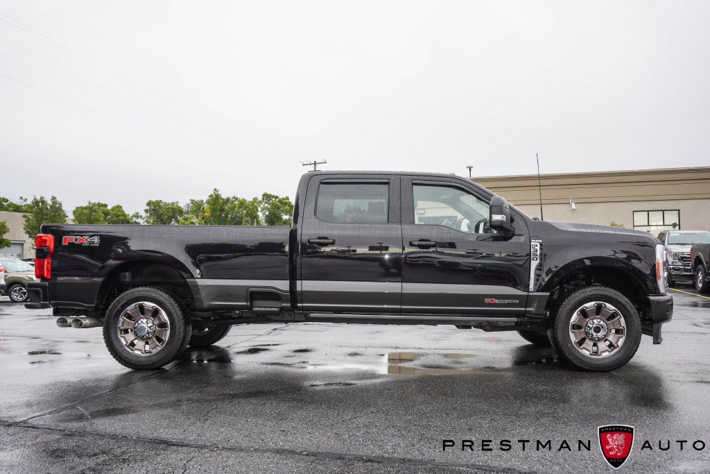 Used 2024 Ford F350 King Ranch w/ FX4 Off-Road Package AWD/4WD image 23