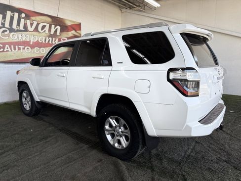 Used 2016 Toyota 4Runner SR5 image 16