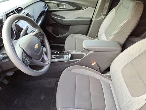 Used 2023 Chevrolet TrailBlazer LT w/ Convenience Package image 23