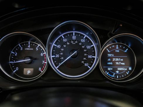 Used 2018 MAZDA CX-9 Touring w/ Touring Premium Package image 18