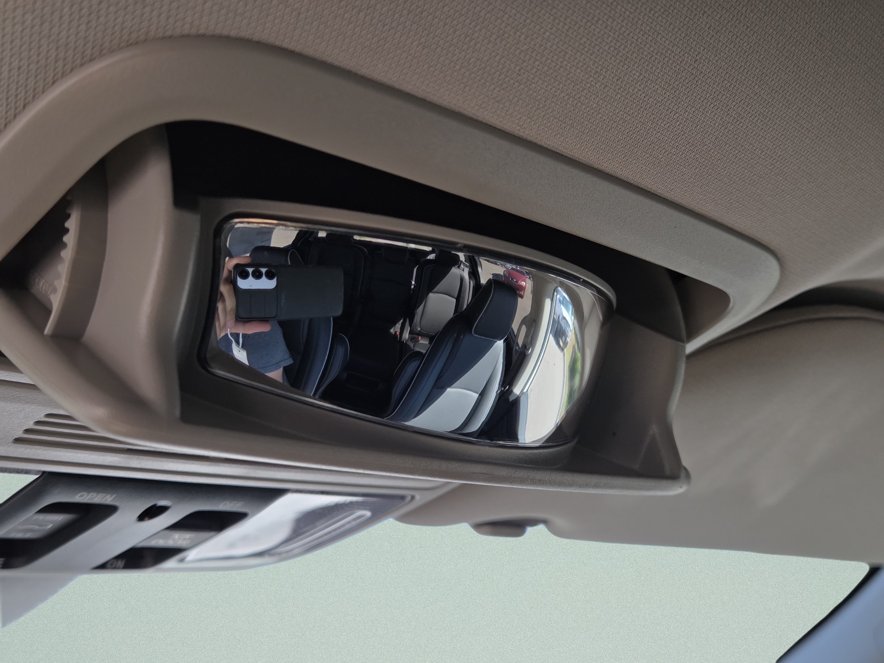 New 2027 Honda Odyssey Touring image 18