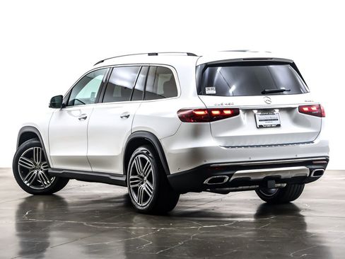 New 2026 Mercedes-Benz GLS 450 4MATIC image 12