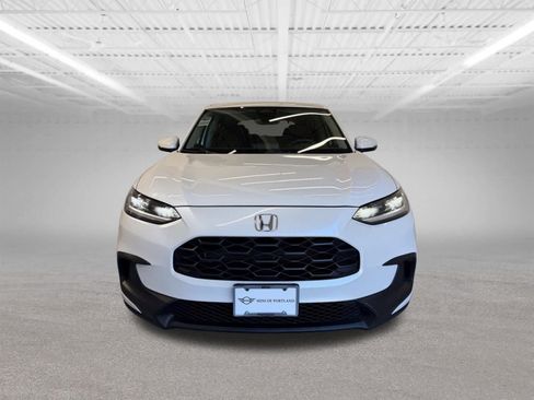 Used 2023 Honda HR-V LX image 8