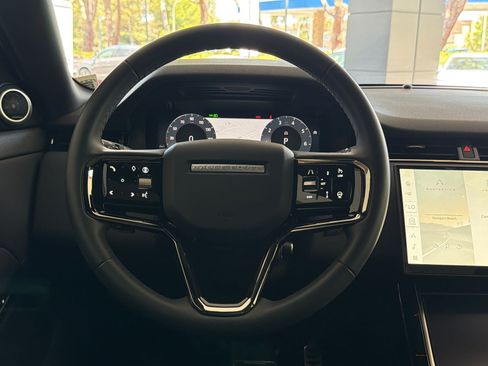 Used 2026 Land Rover Range Rover Evoque Dynamic SE AWD/4WD image 18