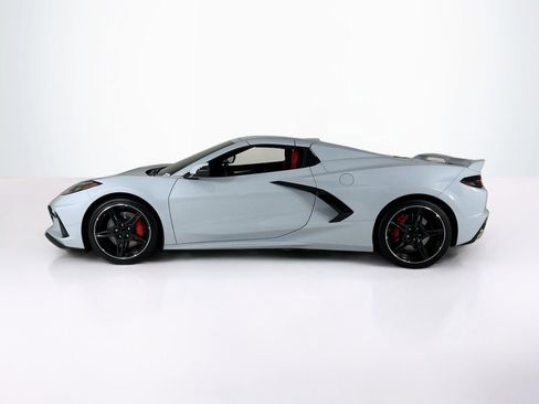 Used 2021 Chevrolet Corvette Stingray Preferred Conv w/ Z51 Performance Package image 2