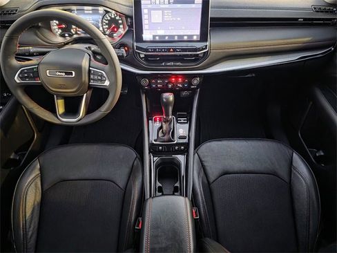 Used 2022 Jeep Compass Trailhawk image 19