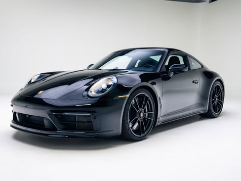 Used 2024 Porsche 911 Carrera GTS image 7
