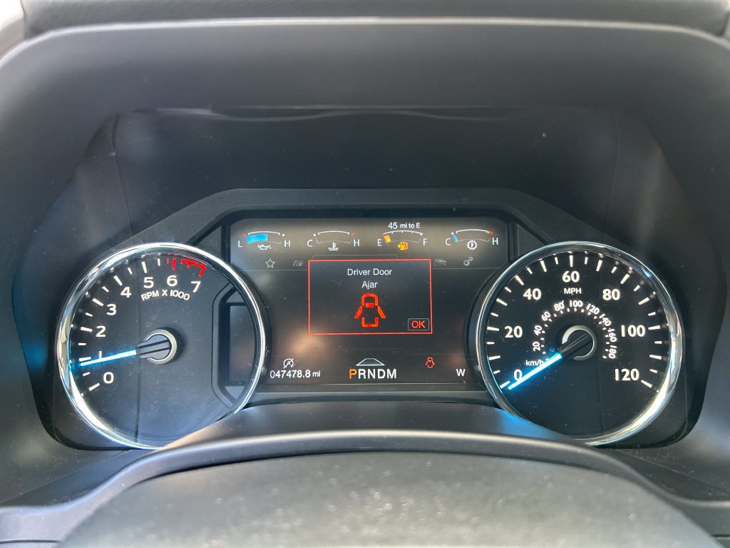 Certified 2019 Ford F150 Lariat w/ Equipment Group 502A Luxury AWD/4WD image 17