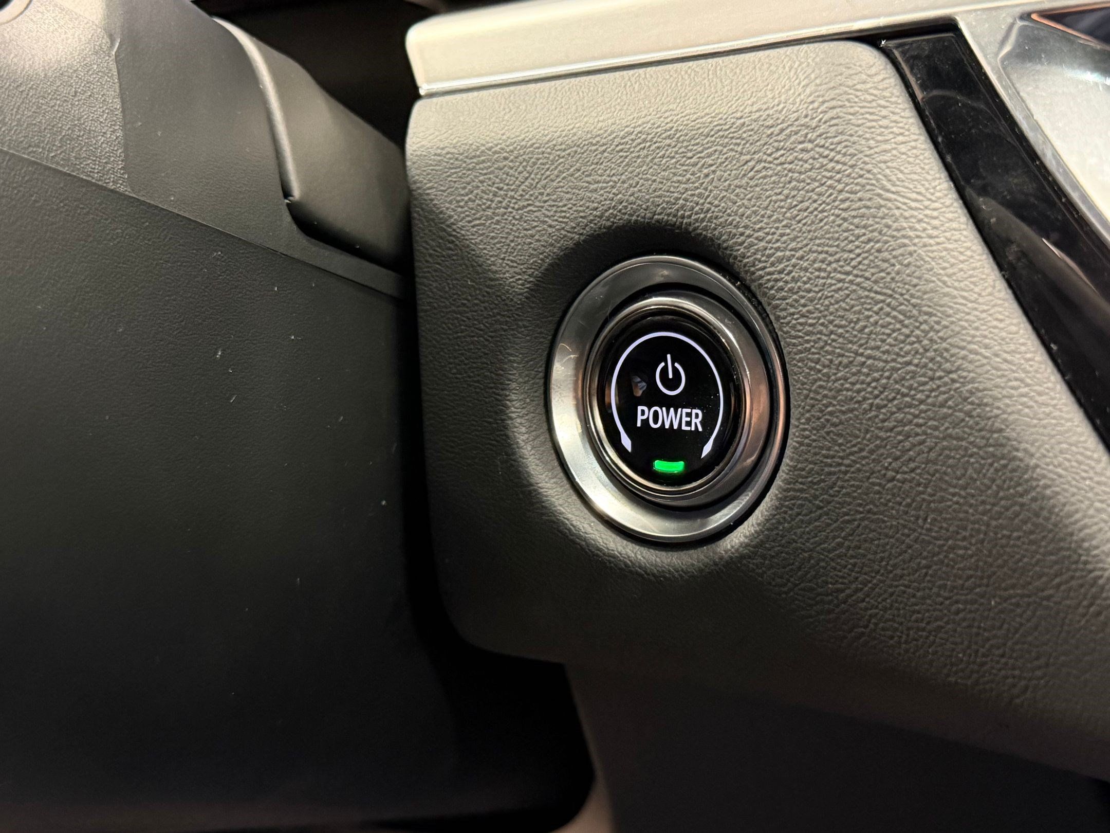 Certified 2024 Cadillac Lyriq Sport RWD image 17