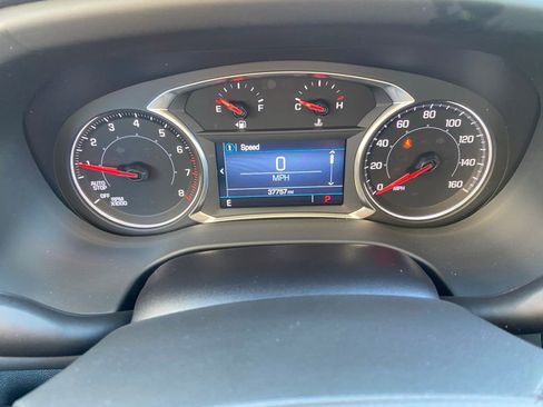 Used 2023 GMC Acadia SLE w/ Driver Convenience Package image 12