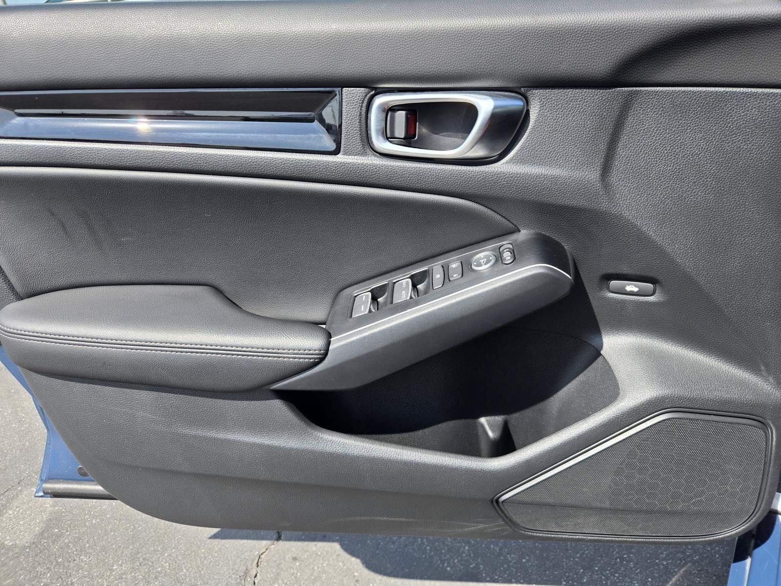 Used 2025 Honda Civic Sport Touring image 21