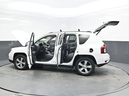 Used 2017 Jeep Compass High Altitude AWD/4WD image 46