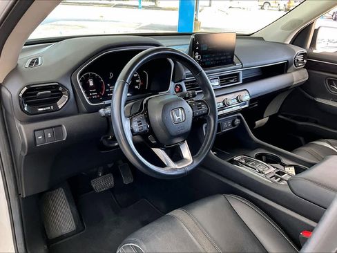 Used 2024 Honda Pilot EX-L image 17
