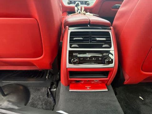Used 2018 BMW 750i RWD image 30