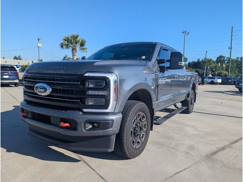 Used 2025 Ford F250 Platinum w/ FX4 Off-Road Package AWD/4WD image 6