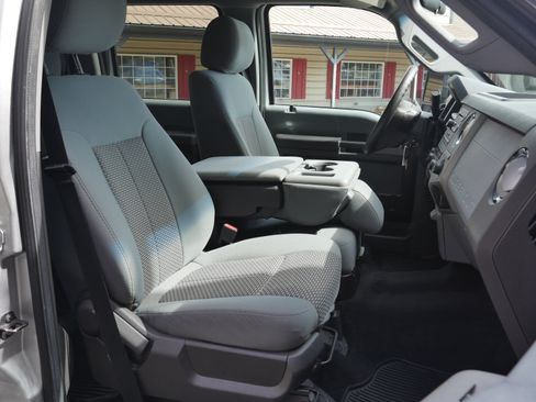 Used 2012 Ford F350 XLT w/ XLT Interior Pkg AWD/4WD image 22
