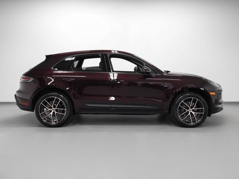 Certified 2026 Porsche Macan AWD/4WD image 13