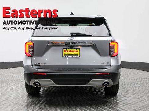 Used 2023 Ford Explorer Limited w/ Equipment Group 301A image 6