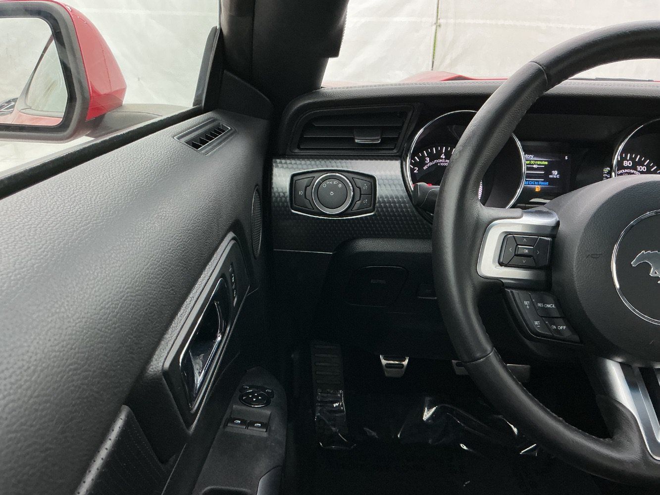 Used 2015 Ford Mustang Premium w/ Ecoboost Performance Package RWD image 28