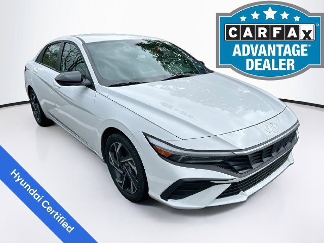 Certified 2025 Hyundai Elantra SEL FWD image 1