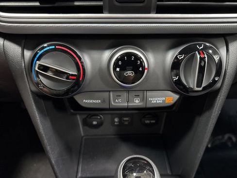 Used 2020 Hyundai Kona SE AWD/4WD image 18