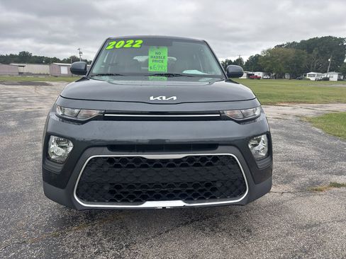 Certified 2022 Kia Soul LX image 5