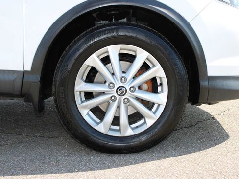 Used 2019 Nissan Rogue Sport S w/ Appearance Package image 5