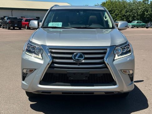 Used 2017 Lexus GX 460 Luxury AWD/4WD image 36