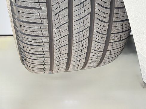 New 2025 Land Rover Range Rover SE image 46