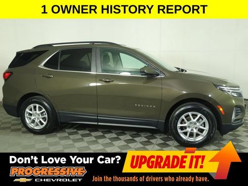 Used 2023 Chevrolet Equinox LT AWD/4WD image 2