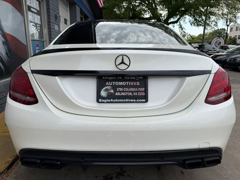 Used 2016 Mercedes-Benz C 300 4MATIC Sedan image 4