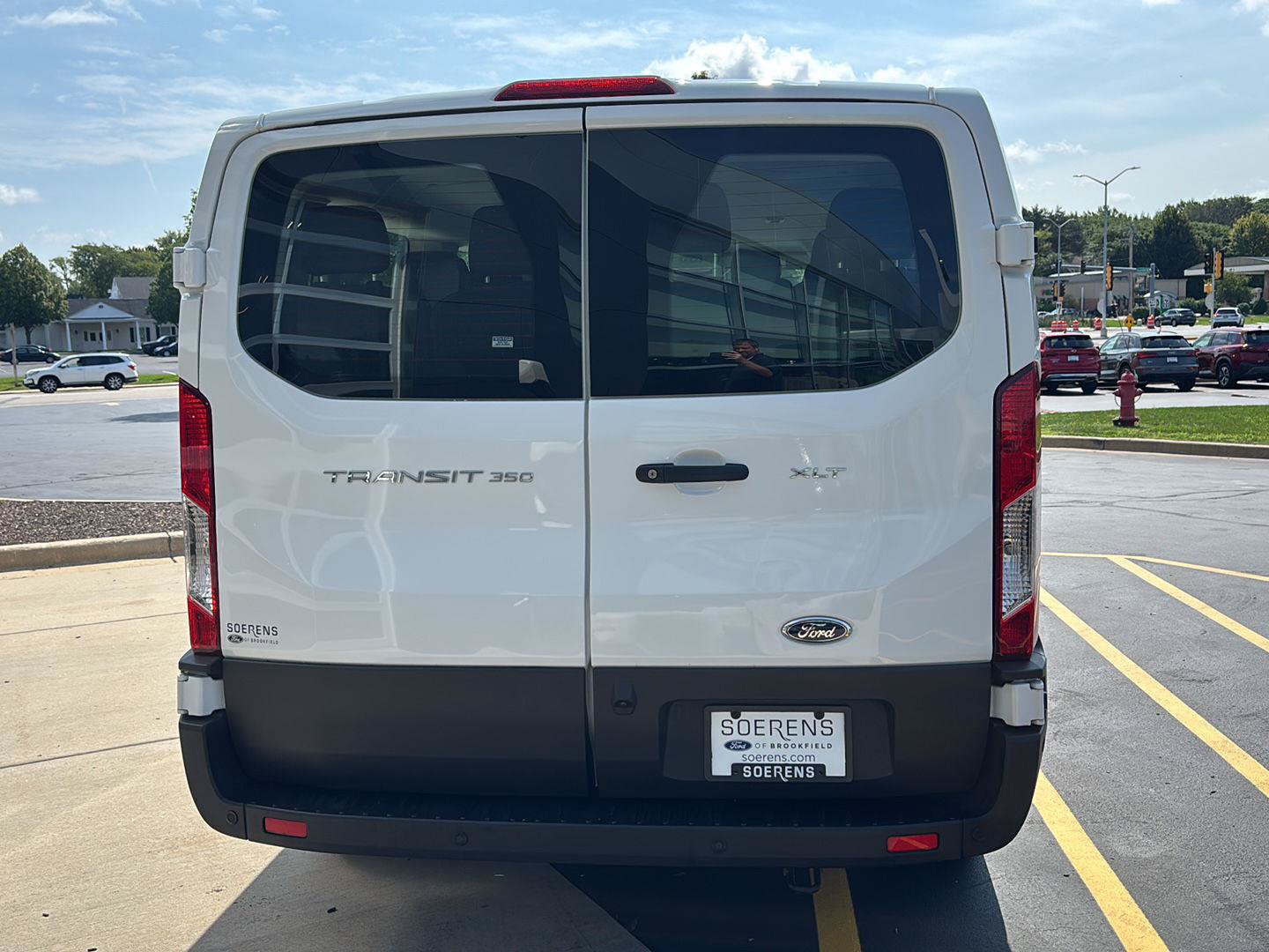 Used 2025 Ford Transit 350 XLT RWD image 7