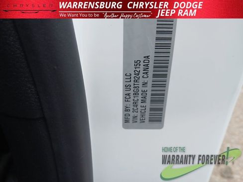 New 2026 Chrysler Pacifica Select image 11