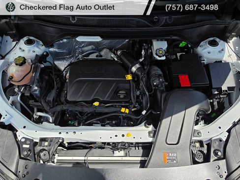Used 2025 Chevrolet Trax RS w/ Driver Confidence Package FWD image 11