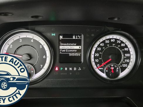 Used 2018 RAM 2500 Tradesman w/ Snow Chief Group image 10