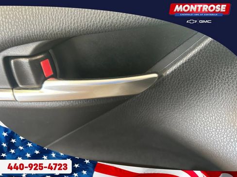 Used 2024 Toyota Camry SE FWD image 10
