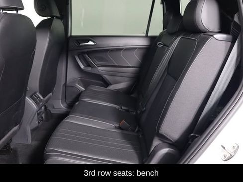 Used 2023 Volkswagen Tiguan SE R-Line FWD image 13