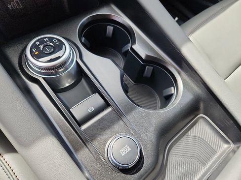 New 2026 Ford Explorer Active w/ Active Comfort Package image 15