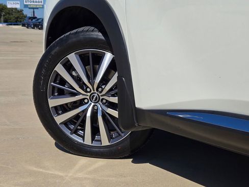 Used 2022 Nissan Pathfinder Platinum w/ Cargo Package image 31