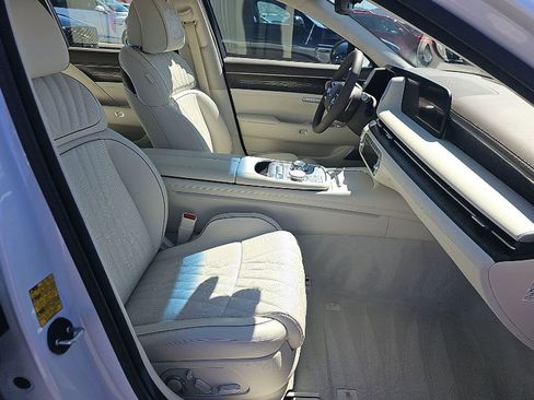 Used 2025 Genesis G90 3.5T AWD/4WD image 10