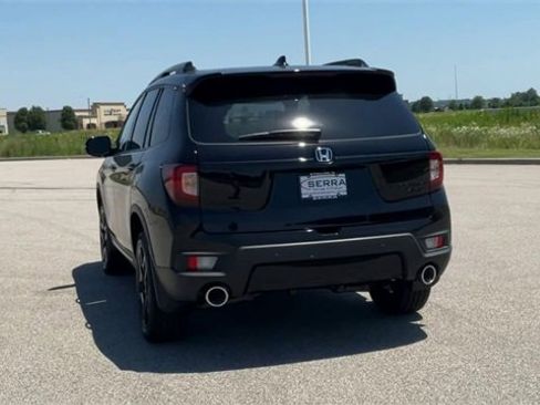 Certified 2024 Honda Passport Black Edition image 7