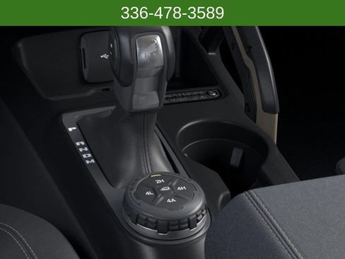 New 2025 Ford Bronco Badlands image 17