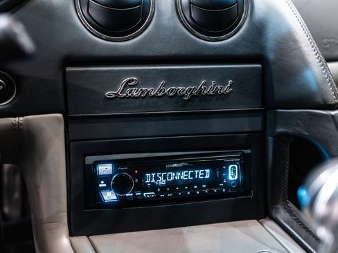 Used 2005 Lamborghini Murcielago Coupe image 16
