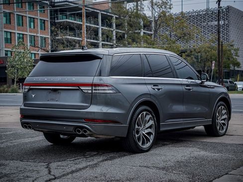 Used 2021 Lincoln Aviator Grand Touring w/ Elements Package Plus image 8