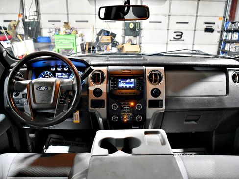 Used 2014 Ford F150 XLT w/ Equipment Group 302A Luxury image 13