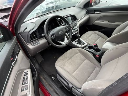Used 2020 Hyundai Elantra SEL FWD image 5