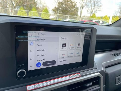 Used 2024 Toyota Tacoma TRD Sport image 38