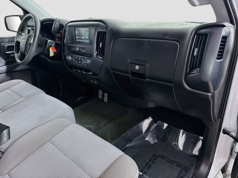 Used 2018 Chevrolet Silverado 1500 Custom w/ Custom Value Package RWD image 30