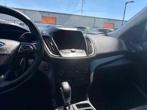Used 2019 Ford Escape SE AWD/4WD image 15