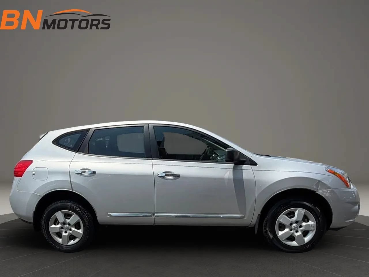 Used 2013 Nissan Rogue S FWD image 4
